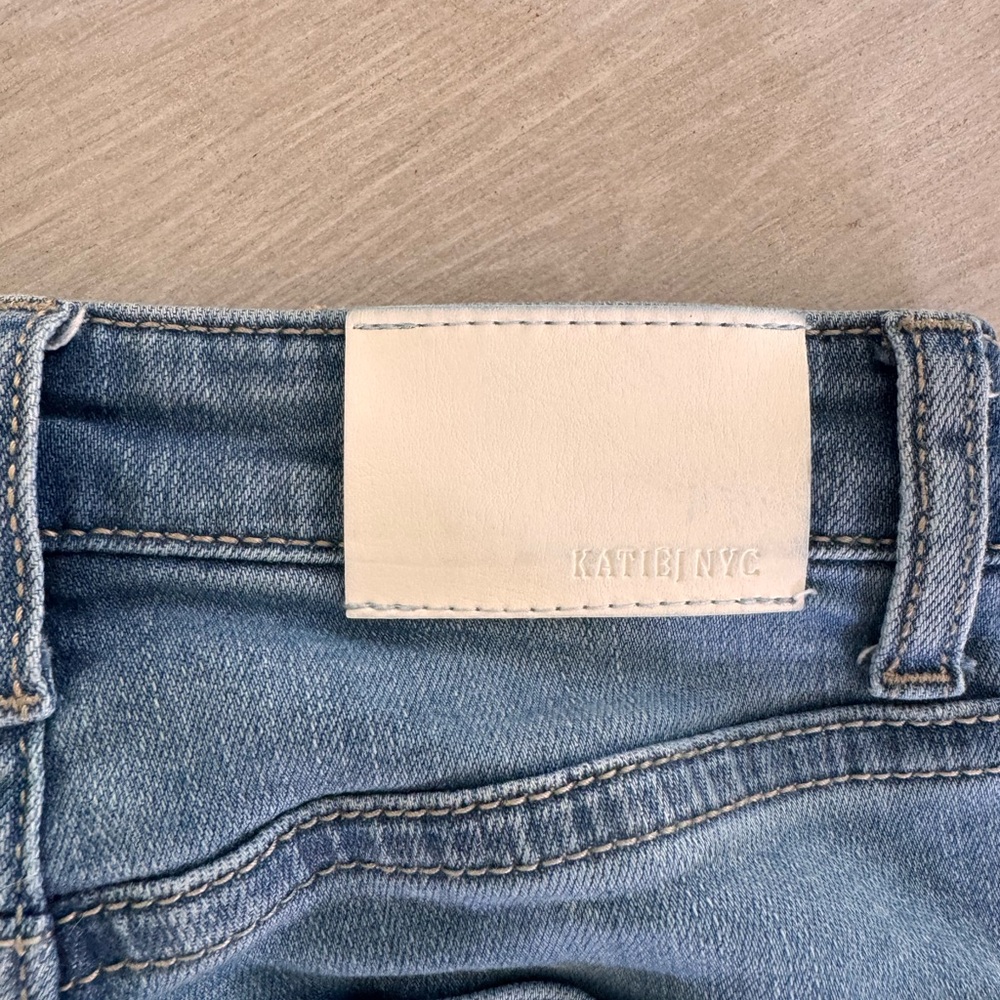 Katie J NYC Light Blue Jeans 7/8 - Picture 4 of 4